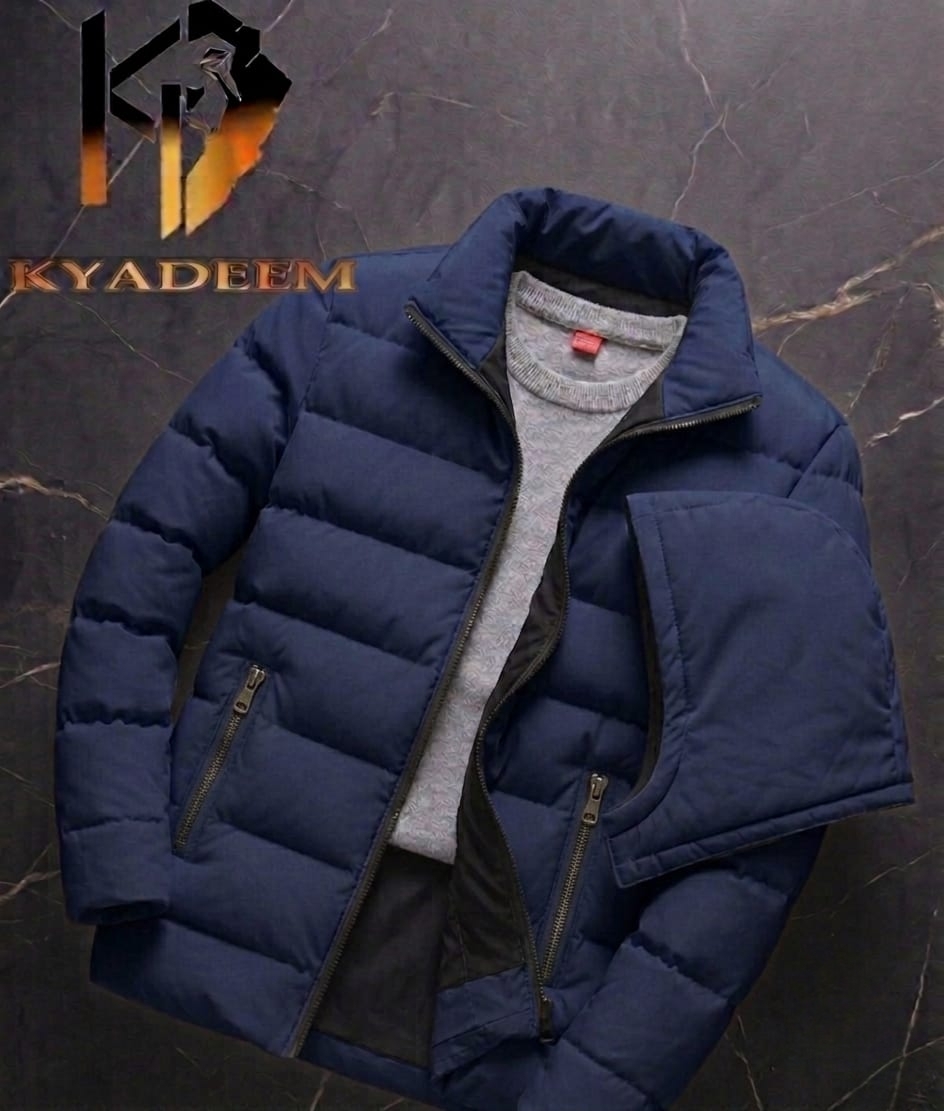 Chaqueta azul de caballero con capota removible