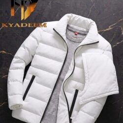 Chaqueta blanca de caballero con capota removible